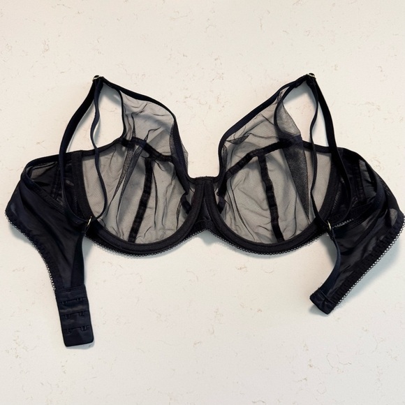 Freya 38DD High Apex Bra - Picture 7 of 9